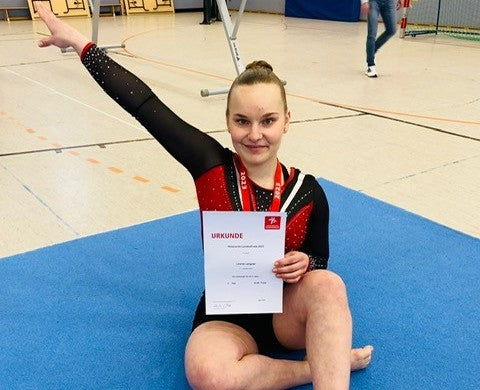 Leonie Langner erfolgreich – Platz 4 beim Landesturnfinale