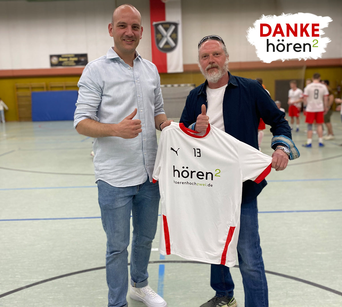 Hören² sponsort Trikots der zweiten Mannschaft